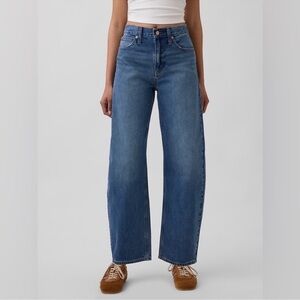 NWT! Gap High Rise Barrel Jeans in Medium Indigo - Size 6 Tall